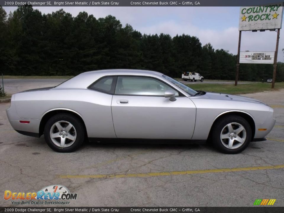 2009 Dodge Challenger SE Bright Silver Metallic / Dark Slate Gray Photo #6