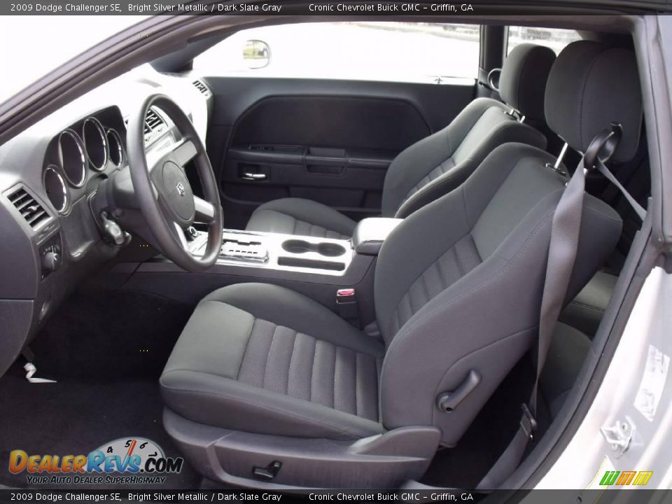 2009 Dodge Challenger SE Bright Silver Metallic / Dark Slate Gray Photo #9