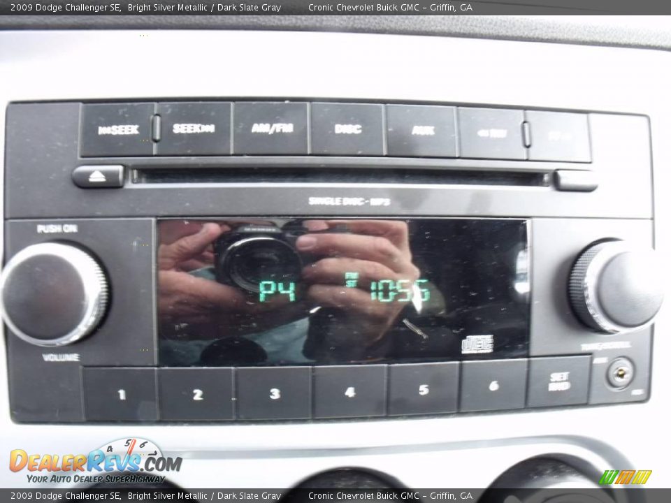 2009 Dodge Challenger SE Bright Silver Metallic / Dark Slate Gray Photo #17