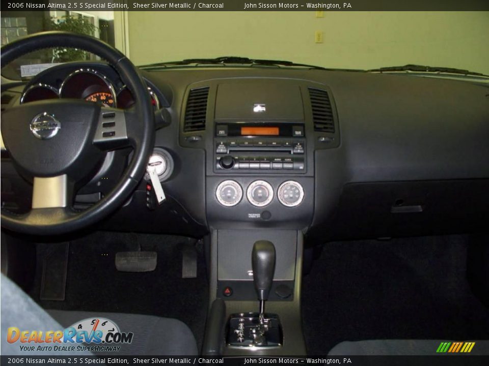 2006 Nissan Altima 2.5 S Special Edition Sheer Silver Metallic / Charcoal Photo #15