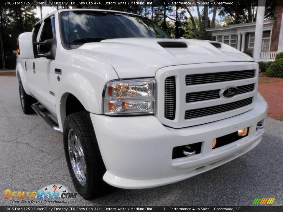 2006 Ford F250 Super Duty Tuscany FTX Crew Cab 4x4 Oxford White / Medium Flint Photo #11