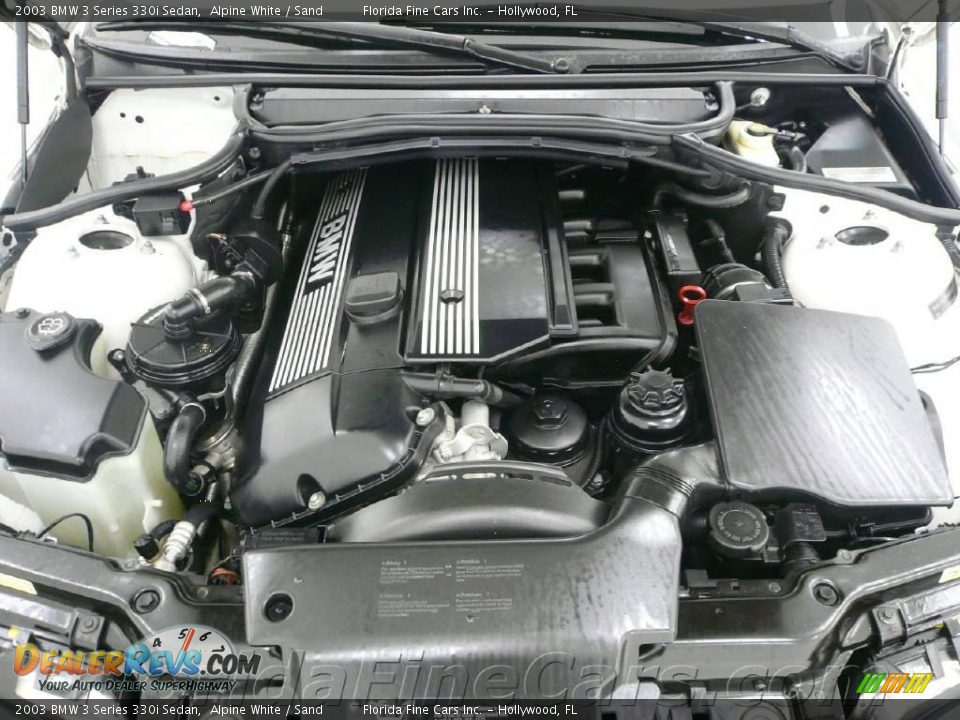 2003 BMW 3 Series 330i Sedan Alpine White / Sand Photo #9