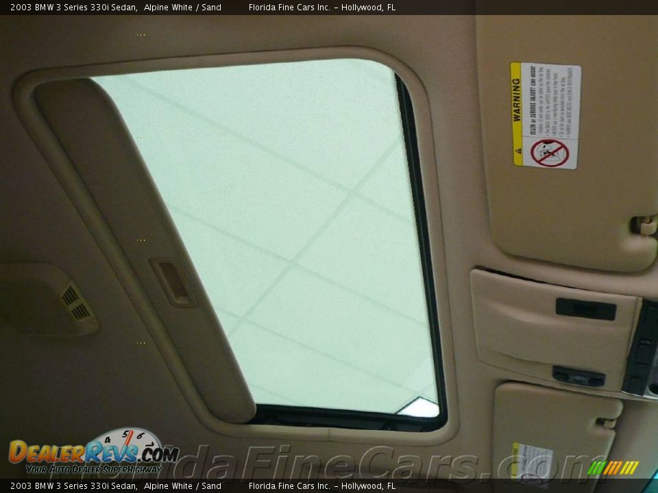 2003 BMW 3 Series 330i Sedan Alpine White / Sand Photo #19
