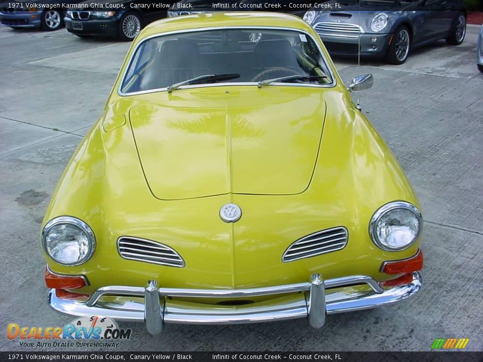 1971 Volkswagen Karmann Ghia Coupe Canary Yellow / Black Photo #4
