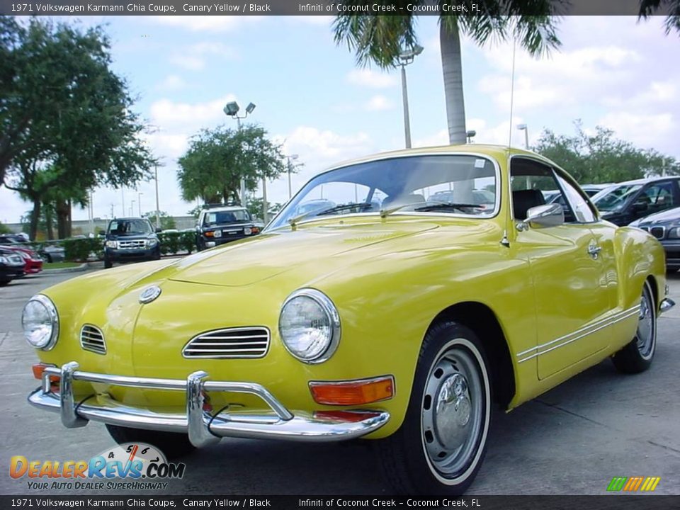 1971 Volkswagen Karmann Ghia Coupe Canary Yellow / Black Photo #9
