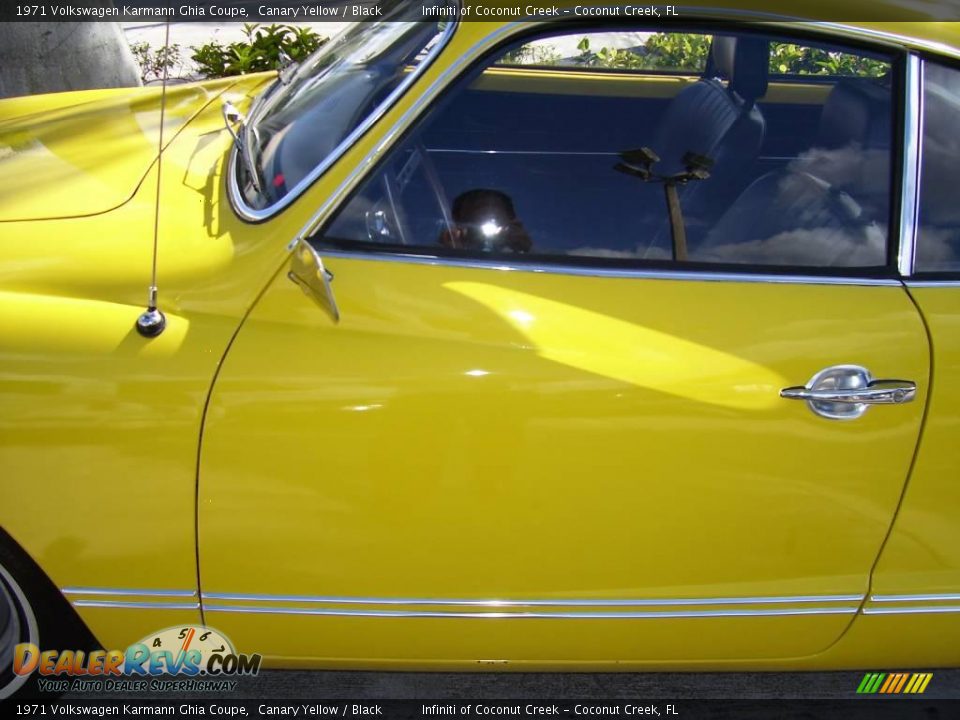 1971 Volkswagen Karmann Ghia Coupe Canary Yellow / Black Photo #13