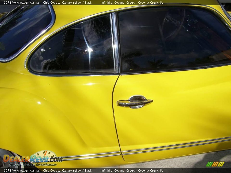 1971 Volkswagen Karmann Ghia Coupe Canary Yellow / Black Photo #17