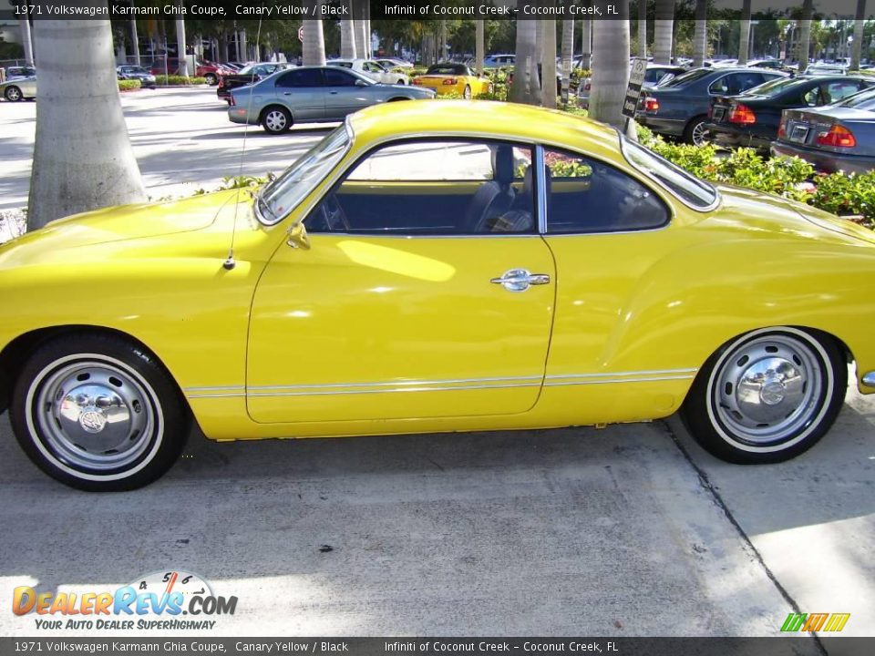 1971 Volkswagen Karmann Ghia Coupe Canary Yellow / Black Photo #32