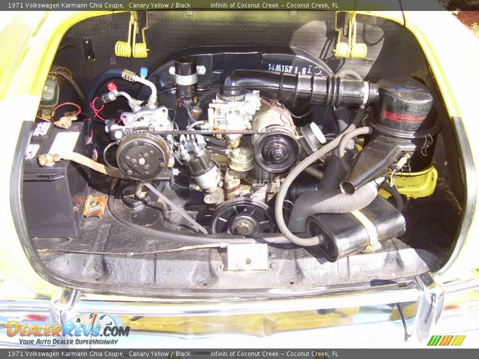 1971 Volkswagen Karmann Ghia Coupe Canary Yellow / Black Photo #34