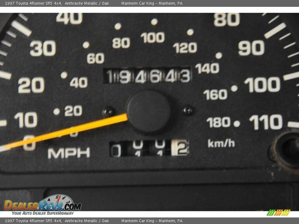 1997 Toyota 4Runner SR5 4x4 Anthracite Metallic / Oak Photo #12