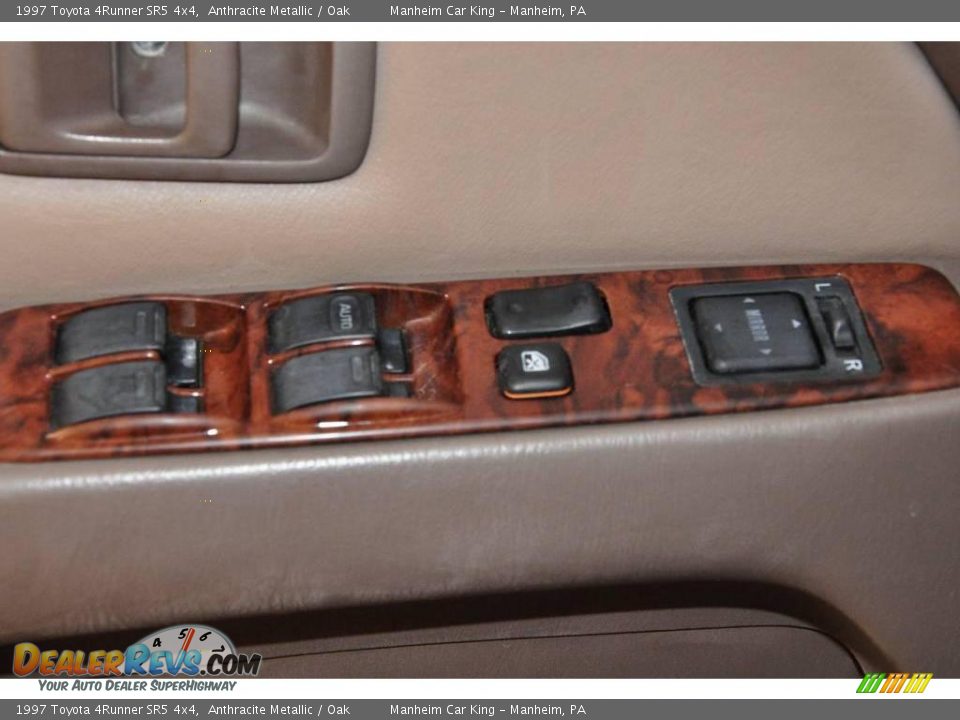 1997 Toyota 4Runner SR5 4x4 Anthracite Metallic / Oak Photo #15