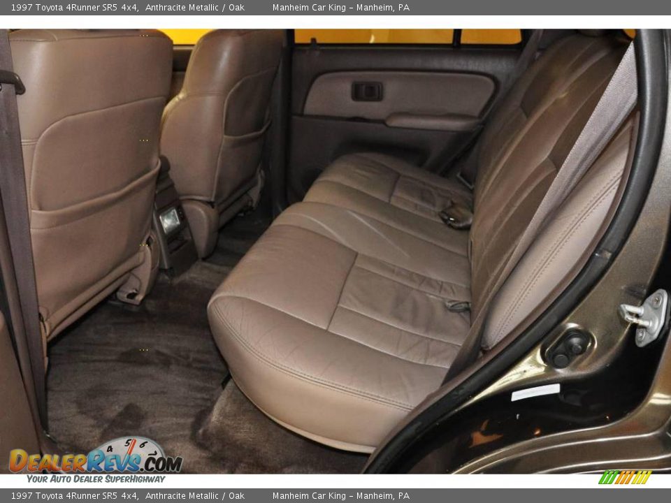 1997 Toyota 4Runner SR5 4x4 Anthracite Metallic / Oak Photo #16