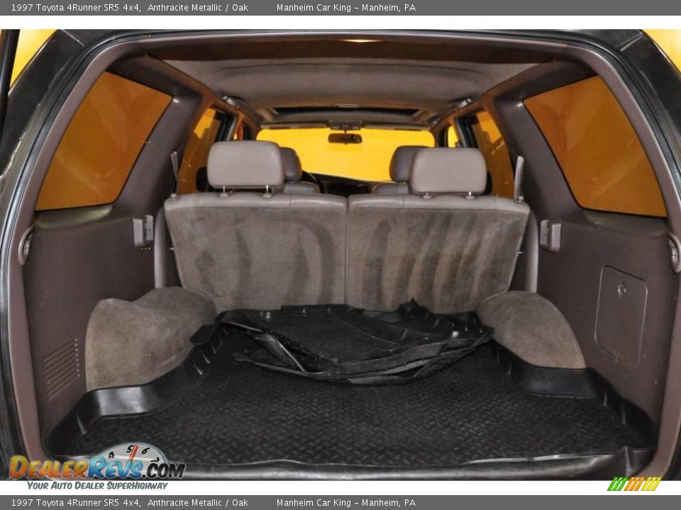 1997 Toyota 4Runner SR5 4x4 Anthracite Metallic / Oak Photo #17