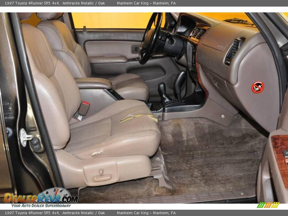 1997 Toyota 4Runner SR5 4x4 Anthracite Metallic / Oak Photo #19