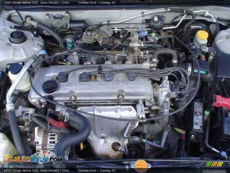 1999 Nissan Altima GXE Silver Metallic / Grey Photo #11