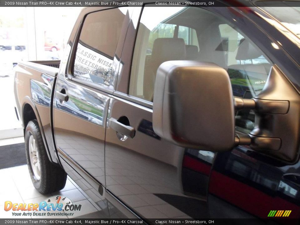 2009 Nissan Titan PRO-4X Crew Cab 4x4 Majestic Blue / Pro-4X Charcoal Photo #11