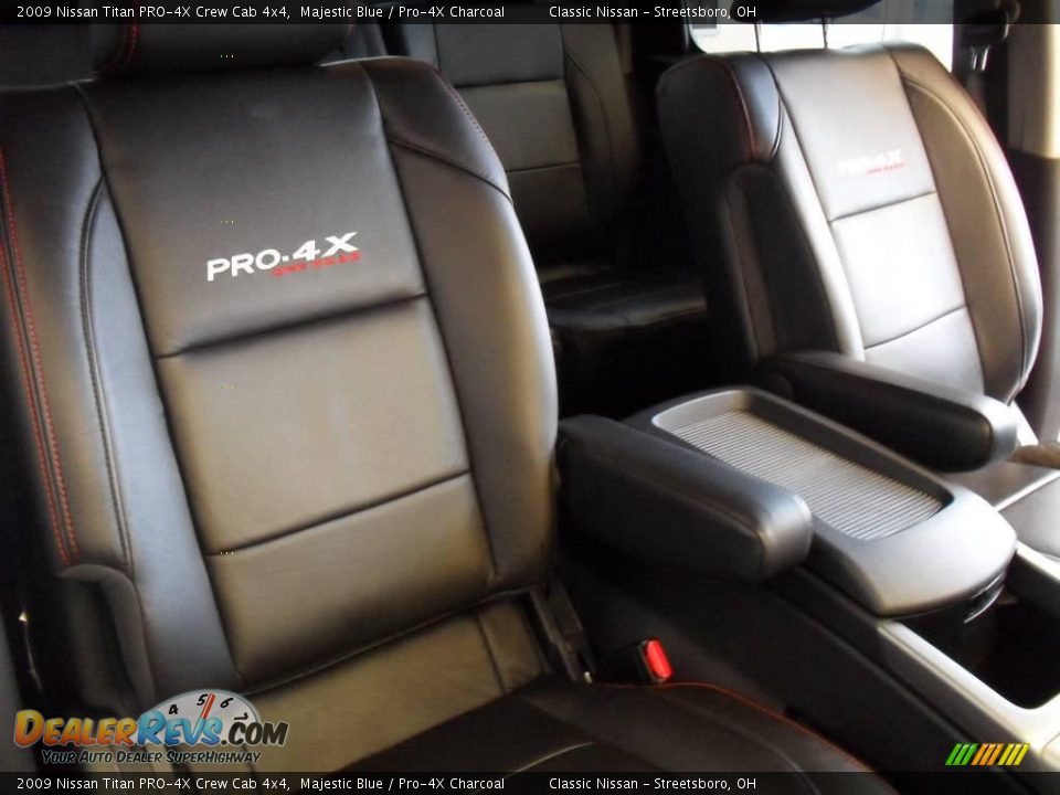 2009 Nissan Titan PRO-4X Crew Cab 4x4 Majestic Blue / Pro-4X Charcoal Photo #17