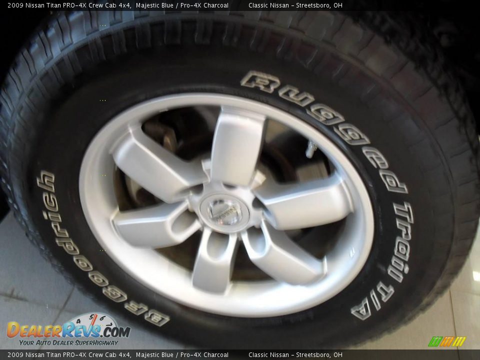 2009 Nissan Titan PRO-4X Crew Cab 4x4 Majestic Blue / Pro-4X Charcoal Photo #35