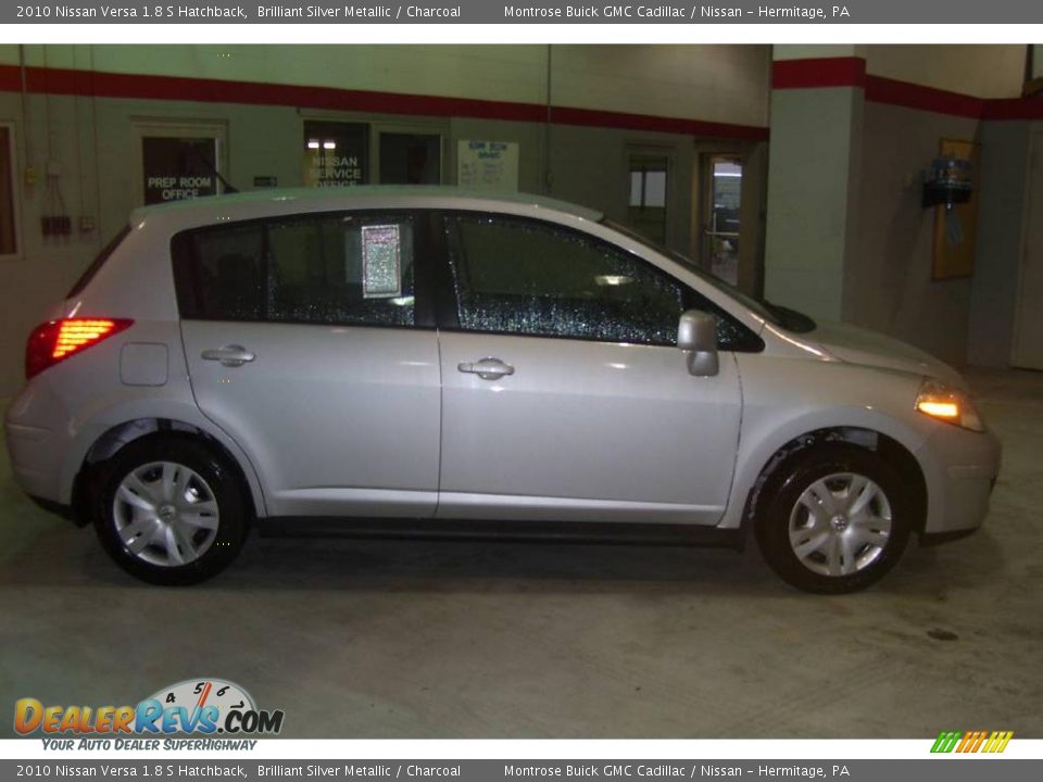 2010 Nissan Versa 1.8 S Hatchback Brilliant Silver Metallic / Charcoal Photo #3