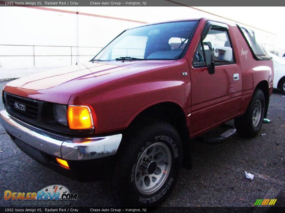 1992 Isuzu Amigo XS Radiant Red / Gray Photo #5