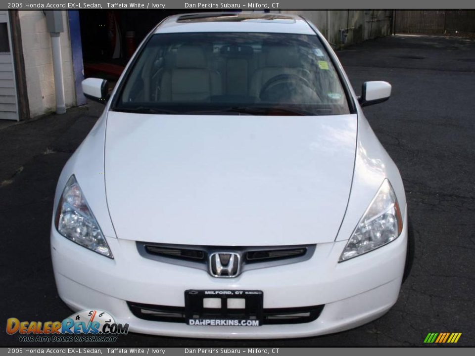2005 Honda Accord EX-L Sedan Taffeta White / Ivory Photo #2