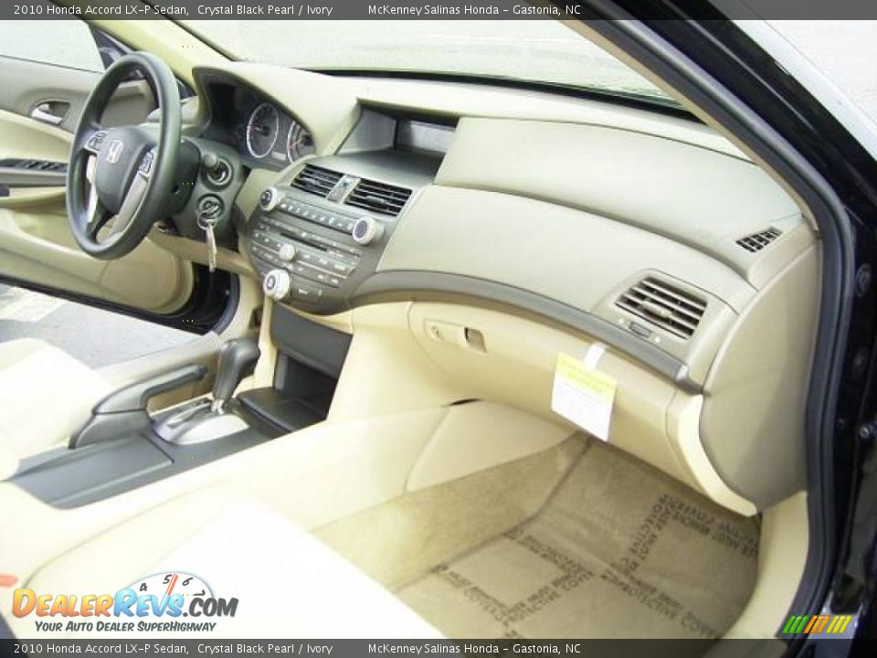 2010 Honda Accord LX-P Sedan Crystal Black Pearl / Ivory Photo #15