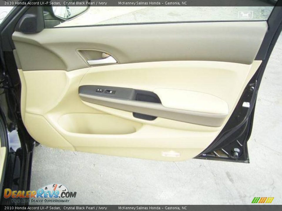 2010 Honda Accord LX-P Sedan Crystal Black Pearl / Ivory Photo #16