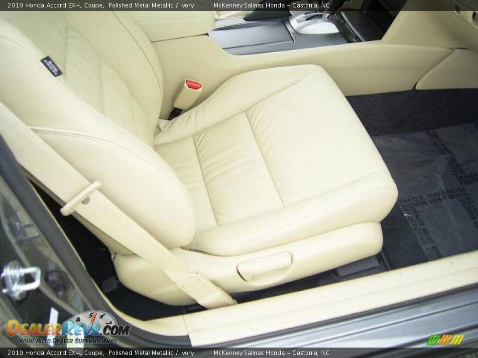 2010 Honda Accord EX-L Coupe Polished Metal Metallic / Ivory Photo #12