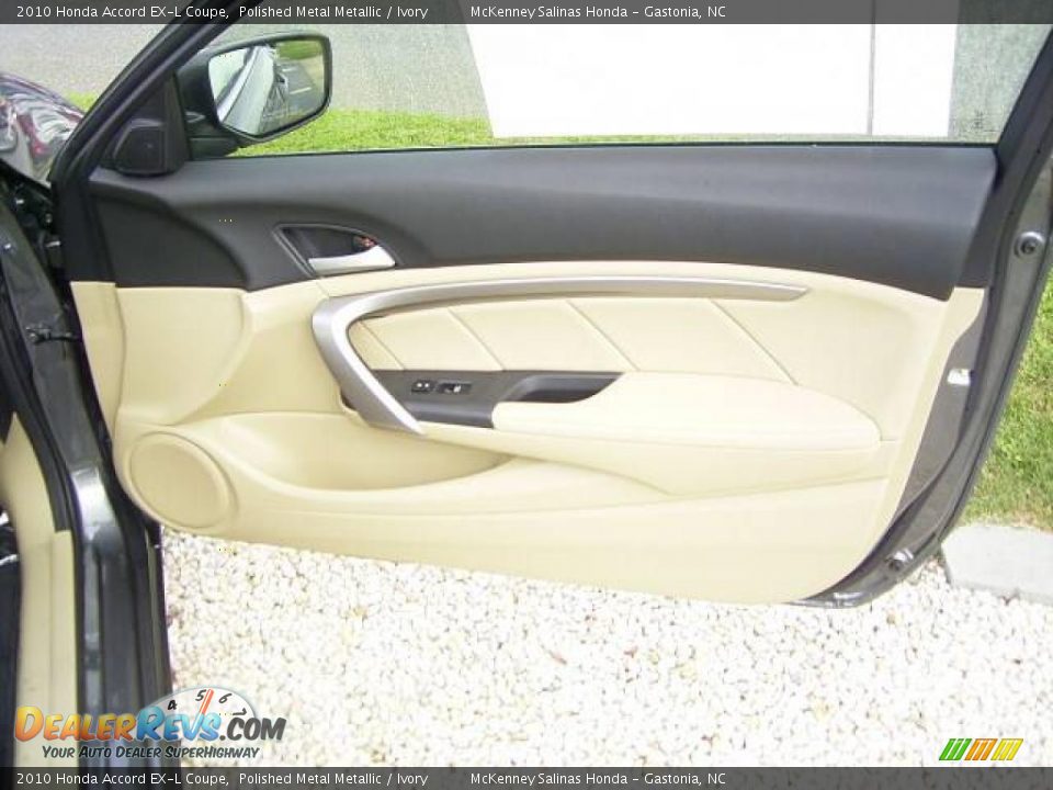 2010 Honda Accord EX-L Coupe Polished Metal Metallic / Ivory Photo #14
