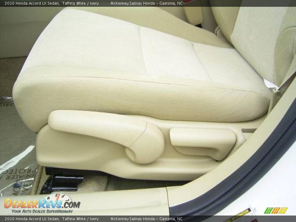 2010 Honda Accord LX Sedan Taffeta White / Ivory Photo #9