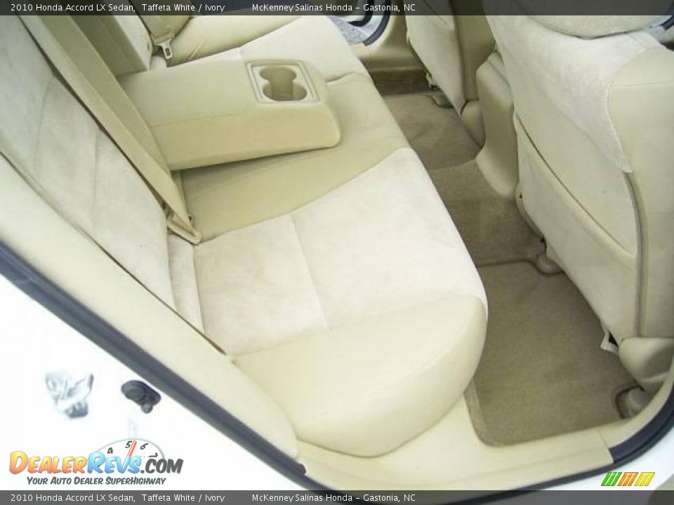 2010 Honda Accord LX Sedan Taffeta White / Ivory Photo #13