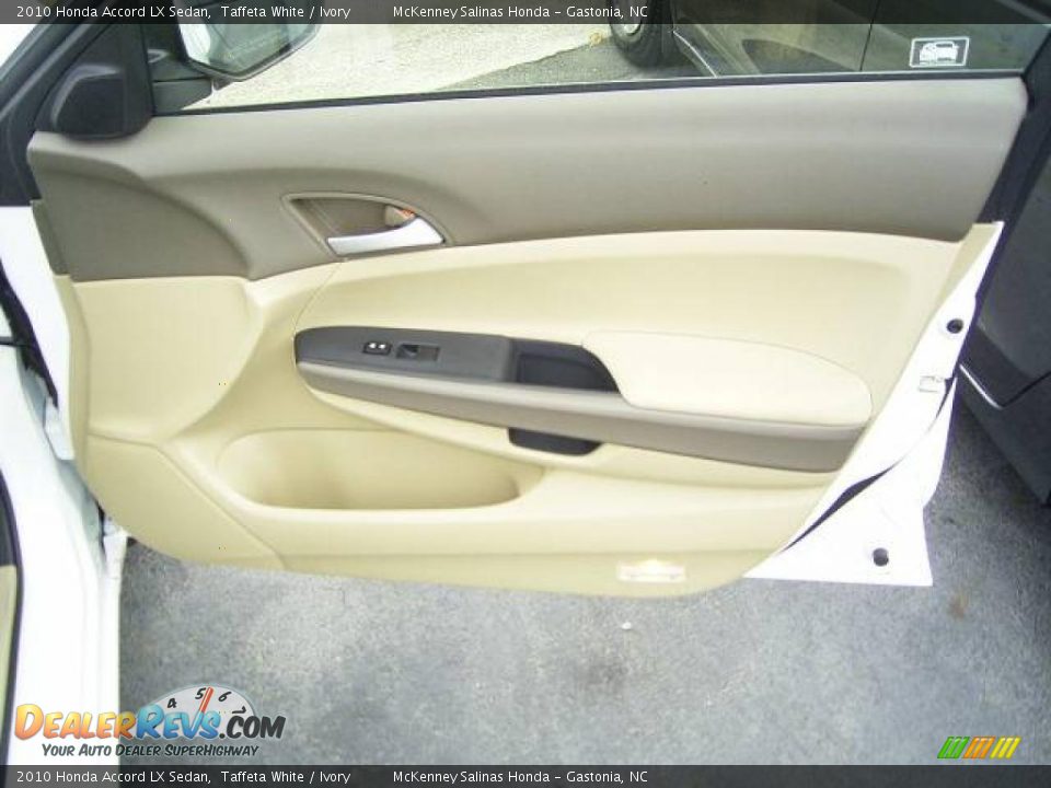 2010 Honda Accord LX Sedan Taffeta White / Ivory Photo #16