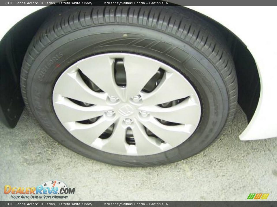 2010 Honda Accord LX Sedan Taffeta White / Ivory Photo #17