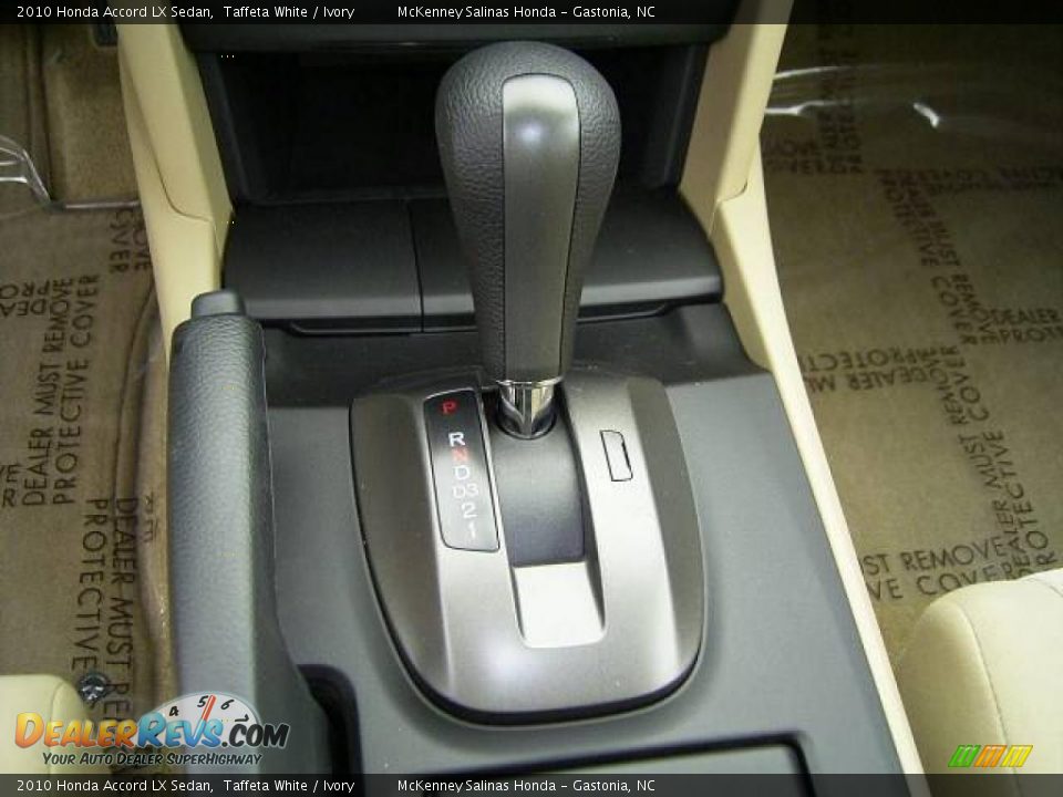 2010 Honda Accord LX Sedan Taffeta White / Ivory Photo #24