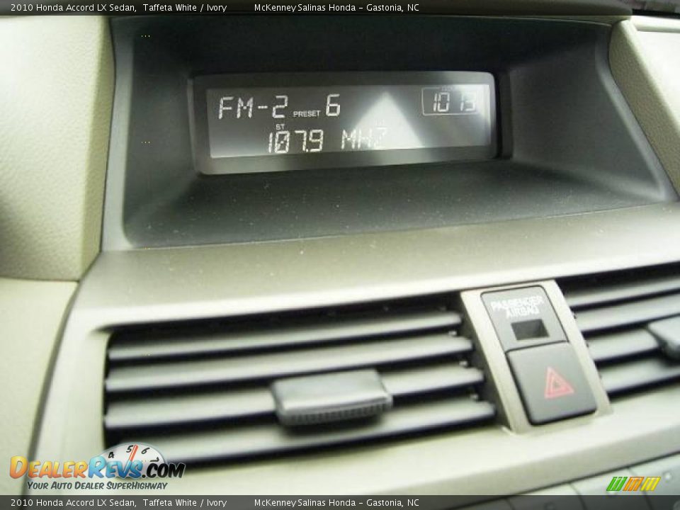 2010 Honda Accord LX Sedan Taffeta White / Ivory Photo #26