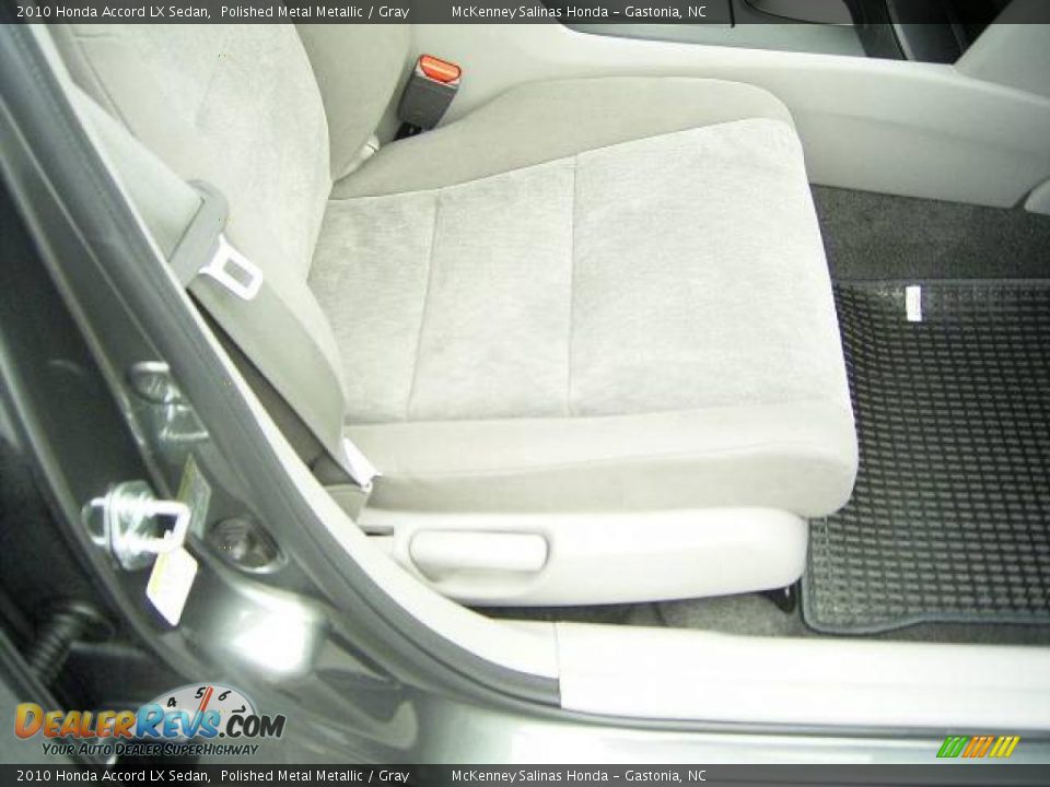 2010 Honda Accord LX Sedan Polished Metal Metallic / Gray Photo #13
