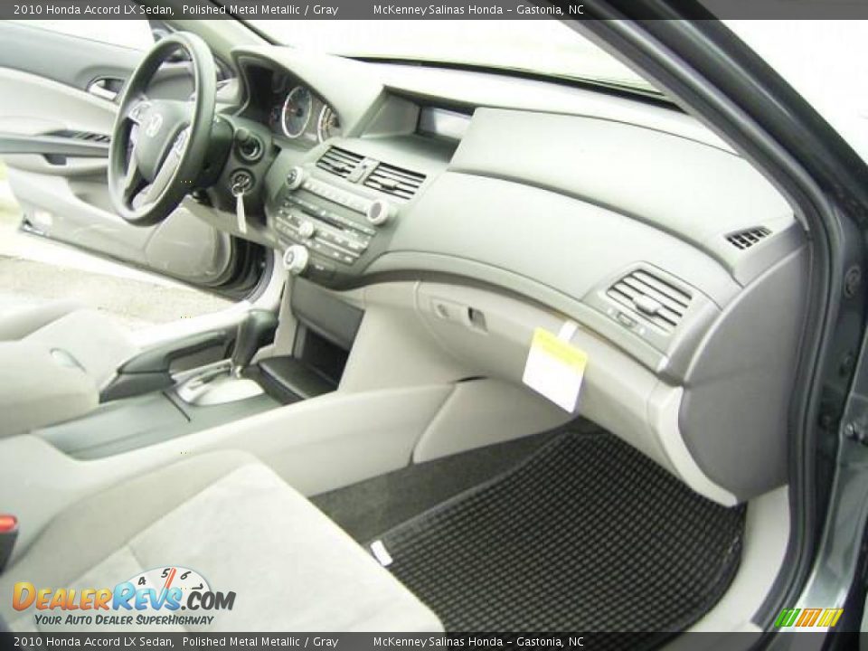 2010 Honda Accord LX Sedan Polished Metal Metallic / Gray Photo #14