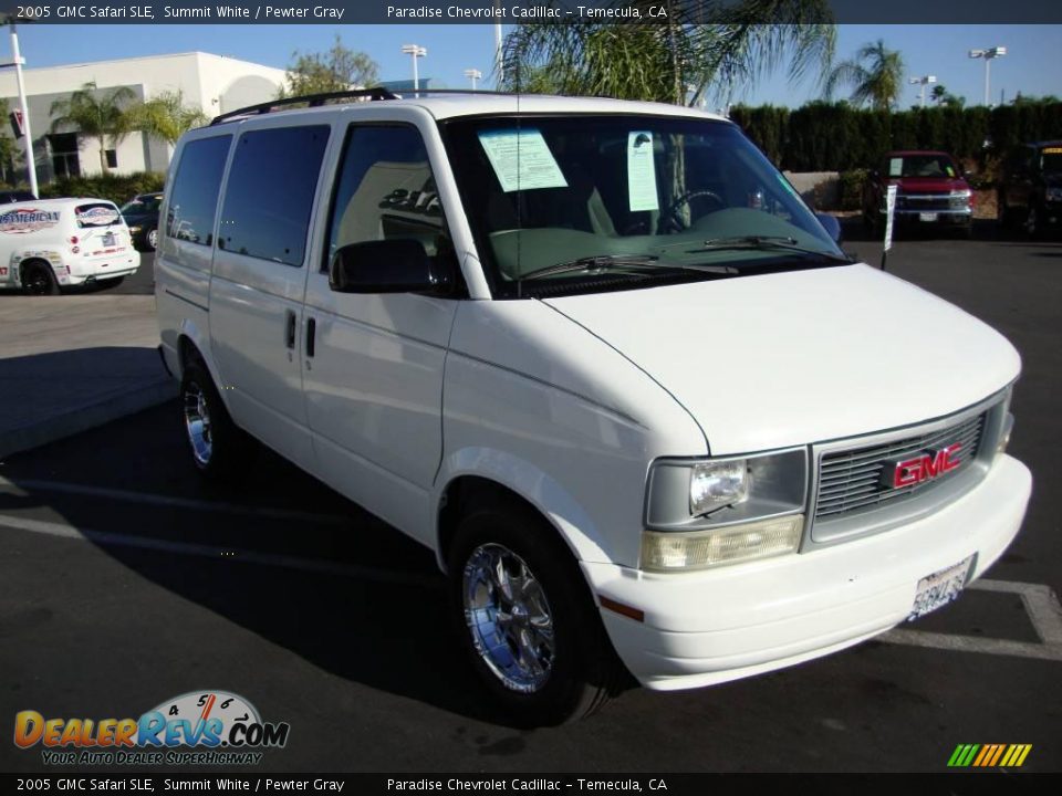 2005 GMC Safari SLE Summit White / Pewter Gray Photo #4