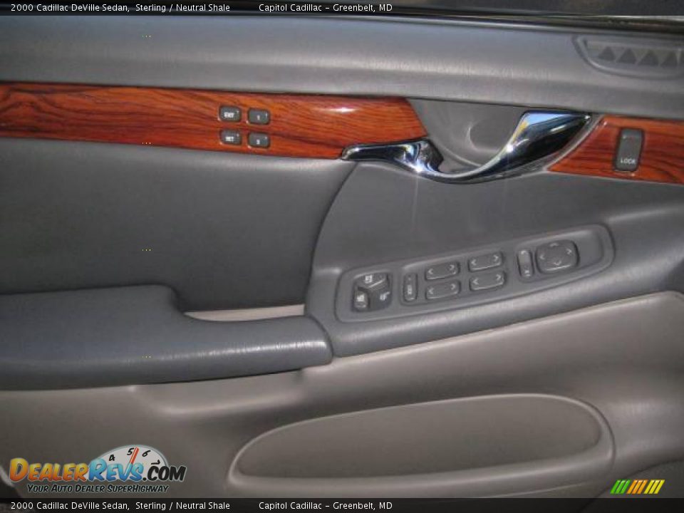 2000 Cadillac DeVille Sedan Sterling / Neutral Shale Photo #16