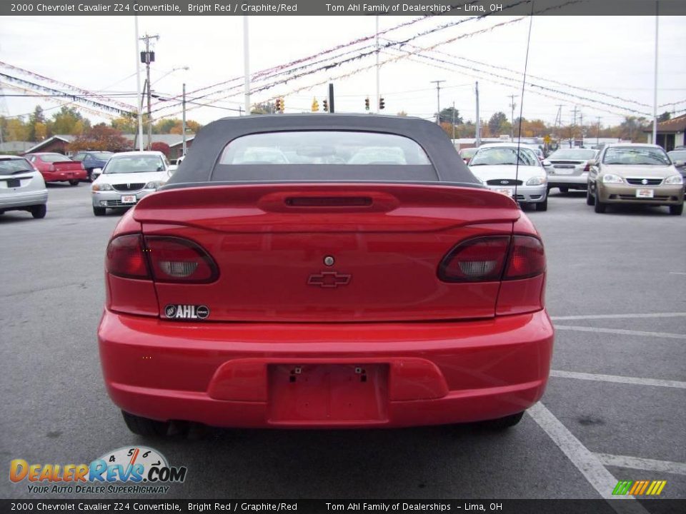 2000 Chevrolet Cavalier Z24 Convertible Bright Red / Graphite/Red Photo #6