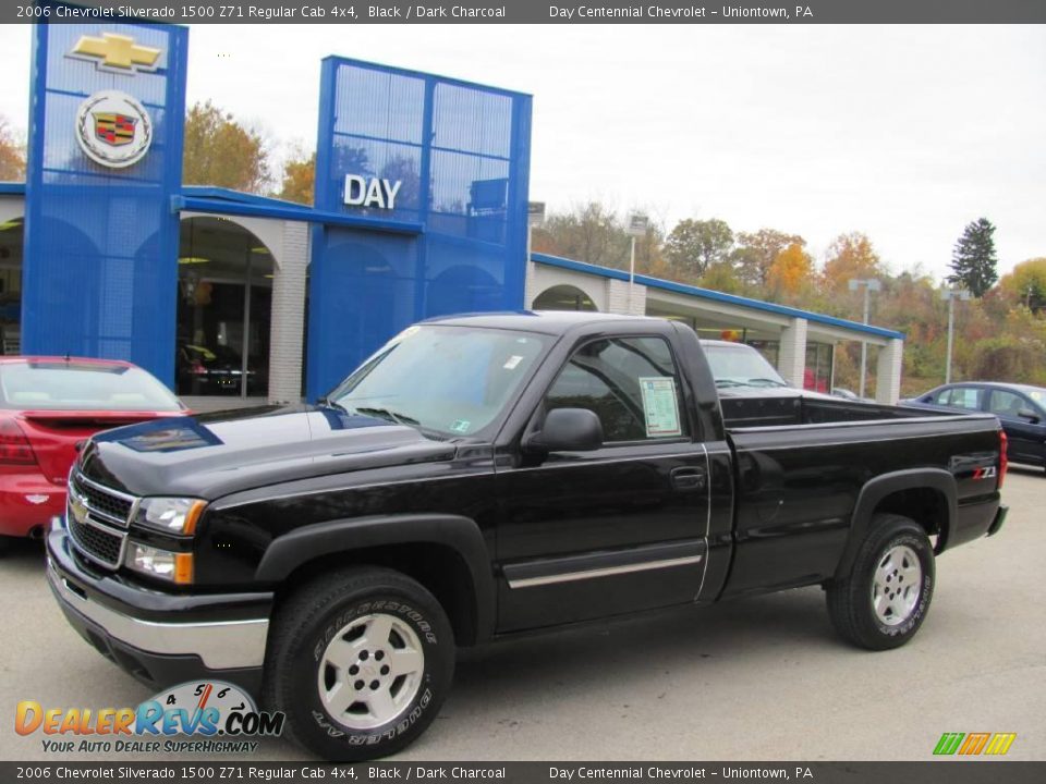 2006 Chevrolet Silverado 1500 Z71 Regular Cab 4x4 Black / Dark Charcoal Photo #1