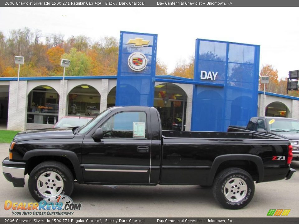 2006 Chevrolet Silverado 1500 Z71 Regular Cab 4x4 Black / Dark Charcoal Photo #2