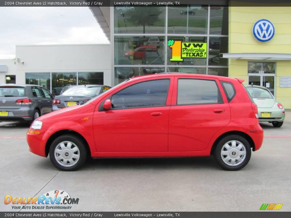 2004 Chevrolet Aveo LS Hatchback Victory Red / Gray Photo #2