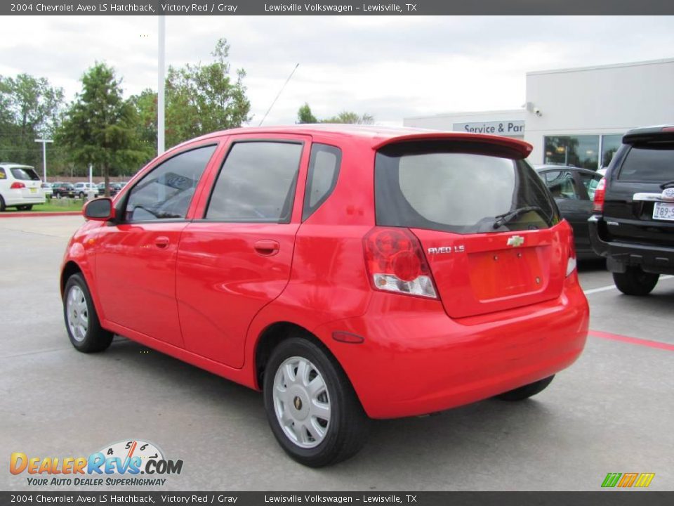 2004 Chevrolet Aveo LS Hatchback Victory Red / Gray Photo #3