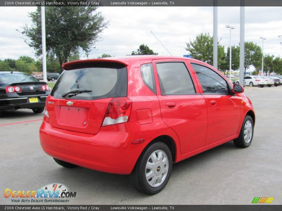 2004 Chevrolet Aveo LS Hatchback Victory Red / Gray Photo #5