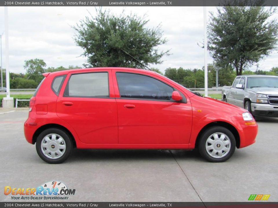2004 Chevrolet Aveo LS Hatchback Victory Red / Gray Photo #6