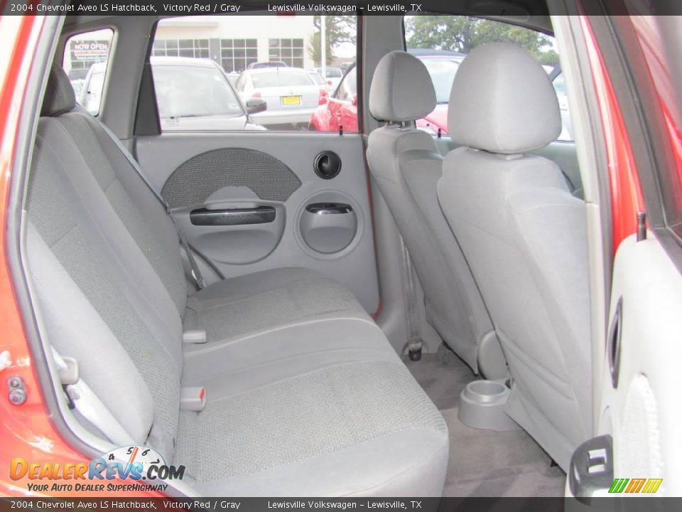 2004 Chevrolet Aveo LS Hatchback Victory Red / Gray Photo #11