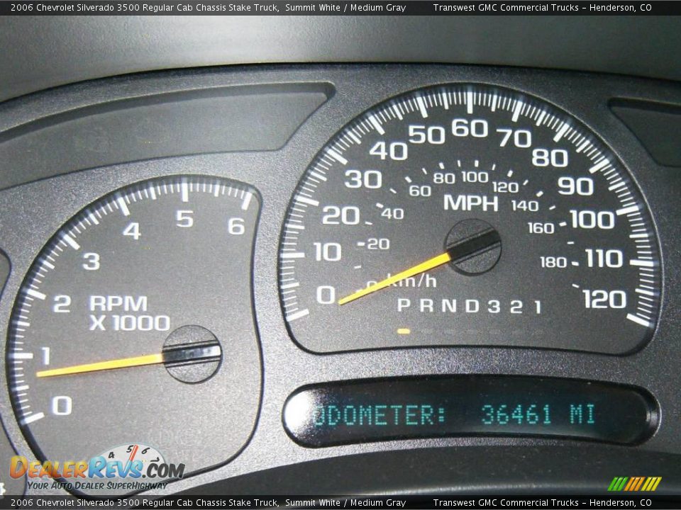 2006 Chevrolet Silverado 3500 Regular Cab Chassis Stake Truck Summit White / Medium Gray Photo #11