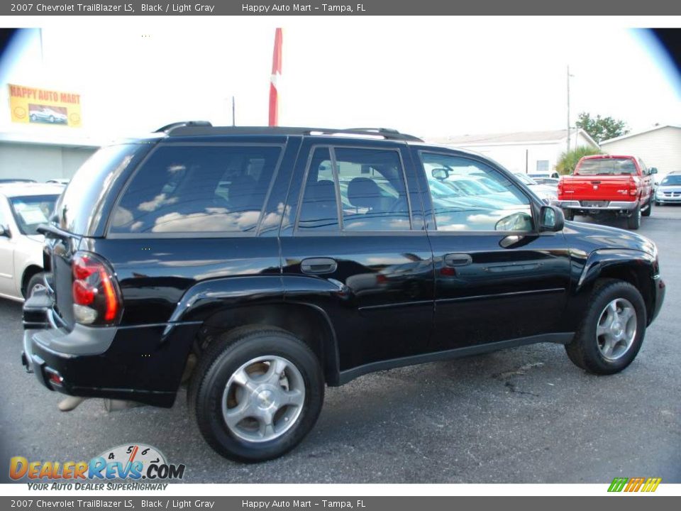 2007 Chevrolet TrailBlazer LS Black / Light Gray Photo #3