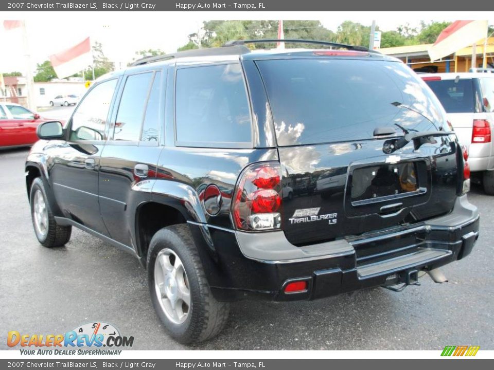 2007 Chevrolet TrailBlazer LS Black / Light Gray Photo #9